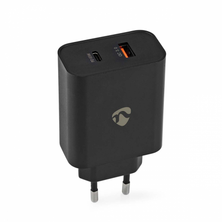 Nedis 65W väggladdare USB-C + USB-A, svart i gruppen Bilstereo / Smartphone i bilen / Tilbehør til mobiltelefonen hos BRL Electronics (176WCPD65W130BK)