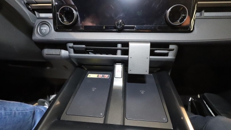 Brodit ProClip, Toyota bZ4X 26-27 i gruppen Bilstereo / Hvad passer i min bil / Toyota / bZ4X / bZ4X 2022- hos BRL (240856263)