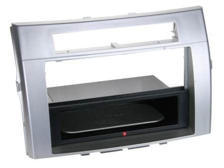 Monteringsramme 1/2-DIN Toyota Corolla Verso, sølv i gruppen Bilstereo / Hvad passer i min bil / Toyota / Corolla / Corolla 2006-2012 hos BRL (700241300212)