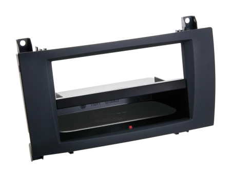Monteringsramme 1-DIN Mercedes SLK R171 i gruppen Bilstereo / Hvad passer i min bil / Mercedes / SLK / SLK 2004- hos BRL (70025119024)