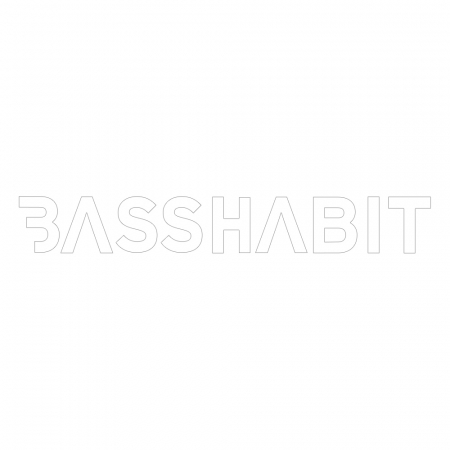 Bass Habit-klistermærke 14x2cm, hvid i gruppen Bilstereo / Tilbehør / Merchandise hos BRL Electronics (899LOGOCW)