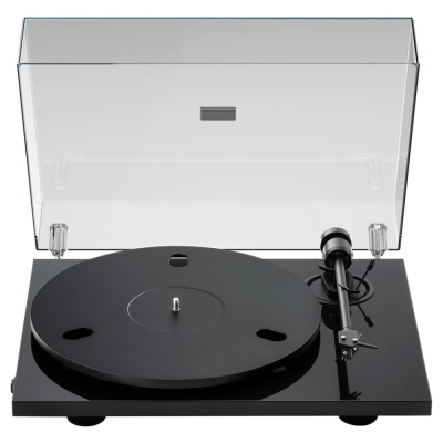 Pro-Ject E1.2 med Pick It MM E-pickup, pianoblank sort