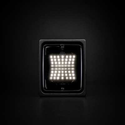 Strands Dark Knight Square Ize LED, Baglygter