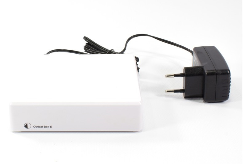 Pro-Ject Optical Box E Phono, RIAA-steg med optisk ut, vit
