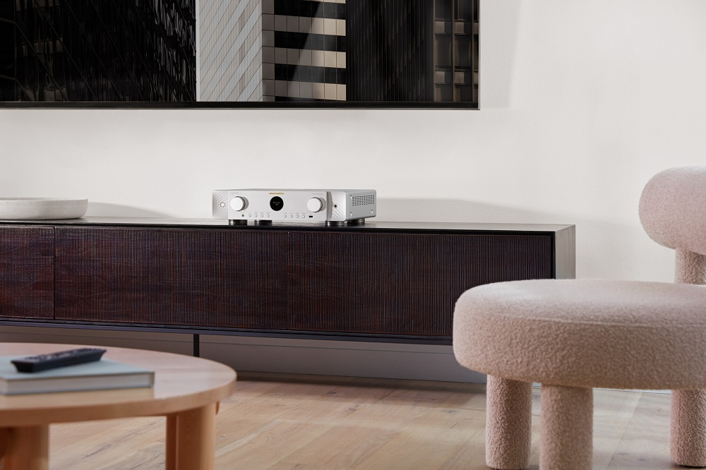 Marantz Cinema 70S slimmad 7.2-kanalig hemmabioförstärkare, silver