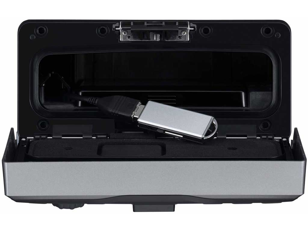 Kenwood KMR-700U Marinstereo