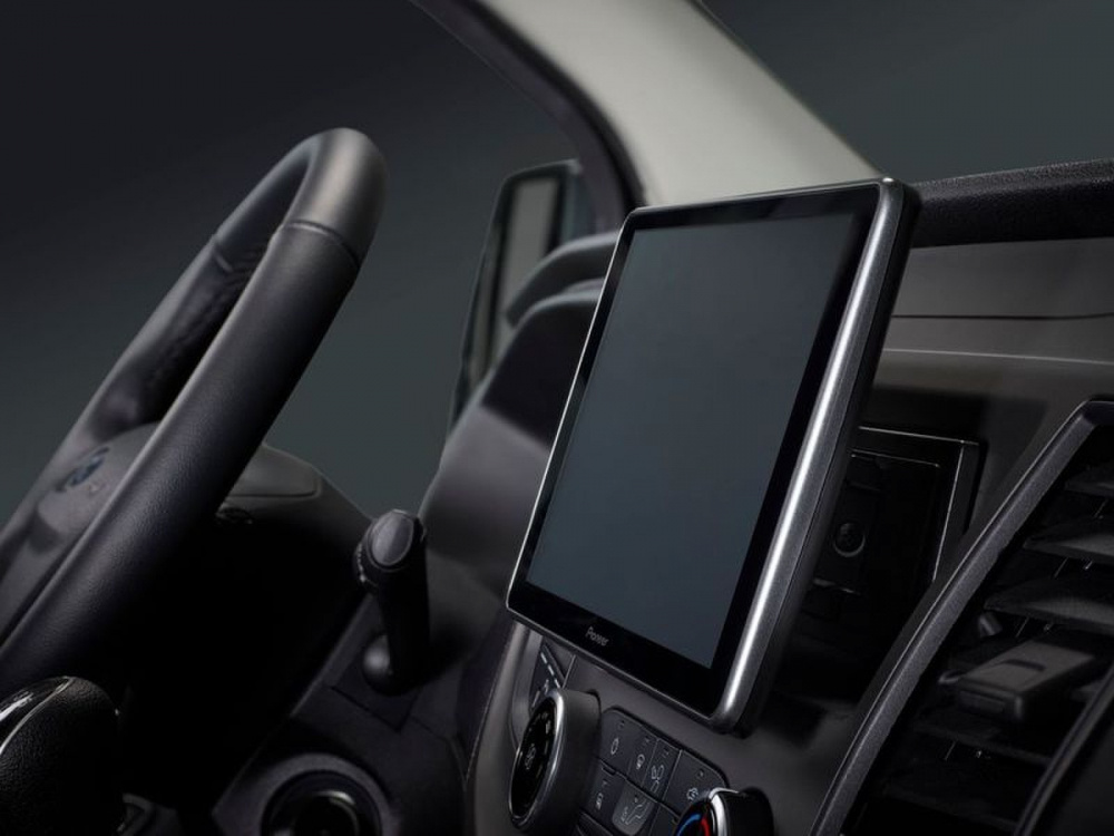 Pioneer SPH-DA97DAB-T, 9-tommer bilstereo til Ford Transit 2013->