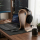 Norstone Wooden Headphone Stand, hovedtelefonstativ i valnød Norstone Wooden Headphone Stand, hovedtelefonstativ i valnød
