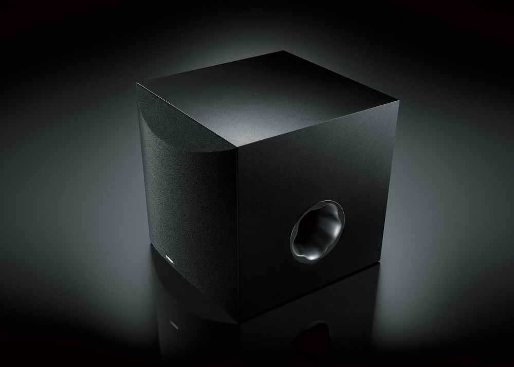 Yamaha NS-SW100, 10 tommer aktiv subwoofer