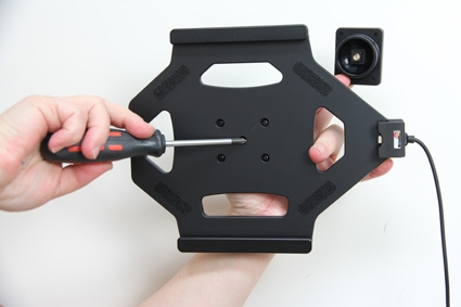 Brodit Aktiv holder med USB-kabel og cigaretadapter, Apple iPad Air 2 (A1566, A1567)/Pro 9.7 (A1673, A1674, A1675)