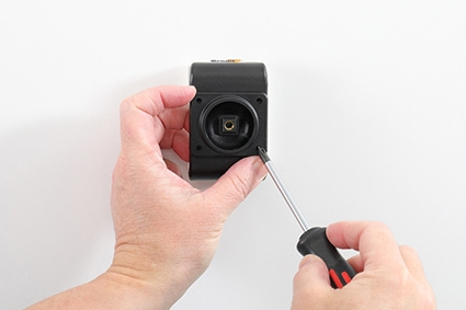 Brodit Aktiv holder til fast installation, Apple iPhone 13/13 Pro/14/14 Pro