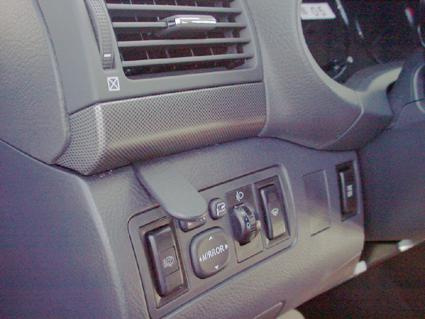 Toyota Avensis 03-08, Vänster