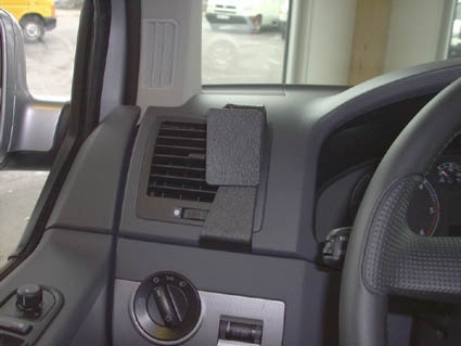 Brodit ProClip, Volkswagen Multivan 03-15