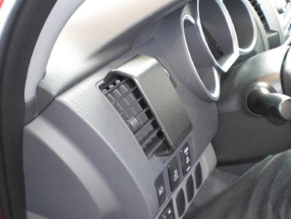 Toyota Tacoma 05-15, Vänster