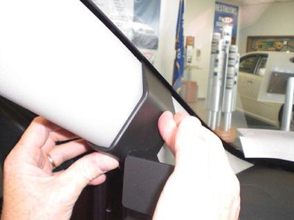 Kia Cerato 10-15, Vänster