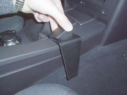 BMW 520-545/M5 E60, E61 04-10, Konsol