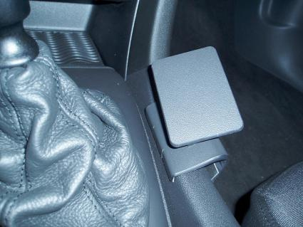 Saab 9-3 03-11, Konsol