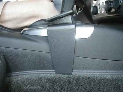 Brodit ProClip, Hummer H3 05-11