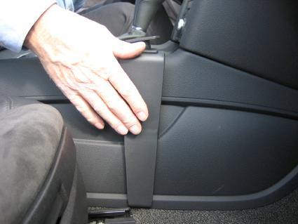 Audi Q7 06-14, Konsol