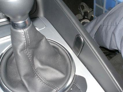 Audi TT 07-14, Konsol