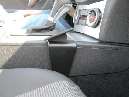 Mercedes Benz C-Klass 07-10, Konsol