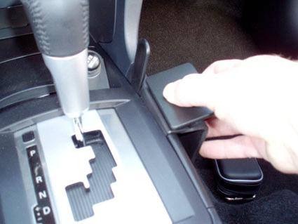 Mitsubishi Lancer 08-15, Konsol