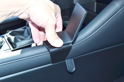 Brodit ProClip, Mazda 3 19-