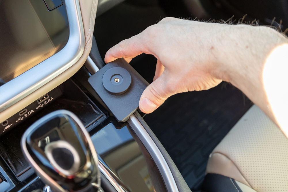 Brodit ProClip, Subaru Outback 21-