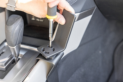 Brodit ProClip, Subaru Impreza 17-24