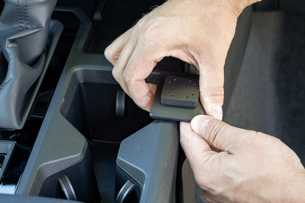 Brodit ProClip, Toyota LandCruiser 250 24-26