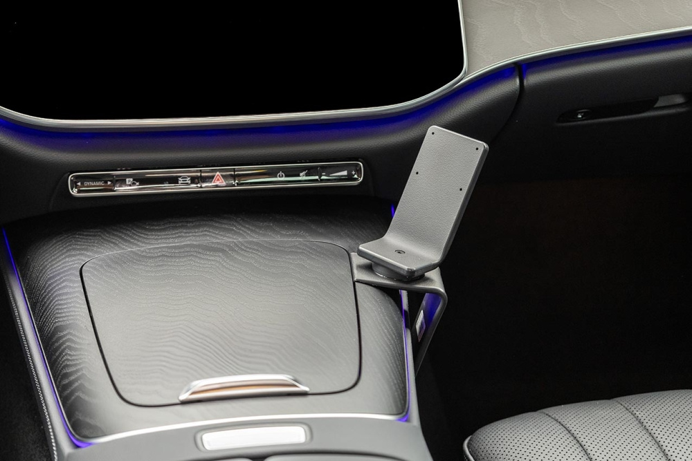 Brodit ProClip, Mercedes Benz E-Klasse, Sedan 24-26