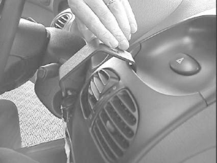 Peugeot 206 99-08, Centrerad