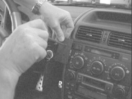 Lexus IS Serie 01-05, Centrerad