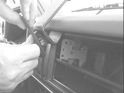 ProClip Monteringsbygel Toyota LandCruiser 70 84-98, Vinklad