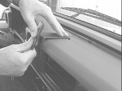 ProClip Monteringsbygel Toyota LandCruiser 70 84-98, Vinklad