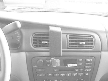 Ford Taurus 00-07, Centrerad