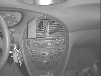 Citroen C5 01-05, Centrerad