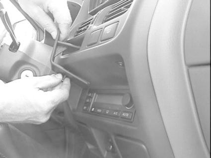 Nissan Navara 00-05, Centrerad, Låg