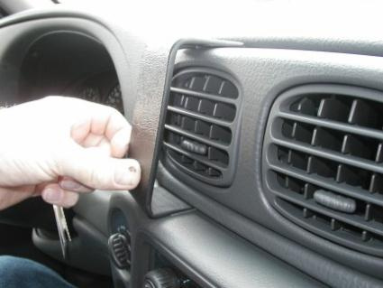 Chevrolet Trail Blazer 02-09, Centrerad