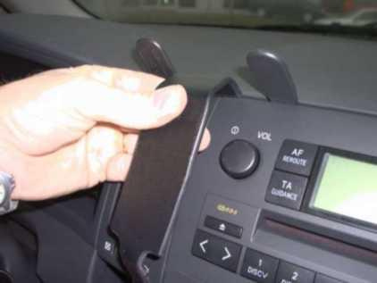 Toyota Corolla Verso 02-03, Centrerad