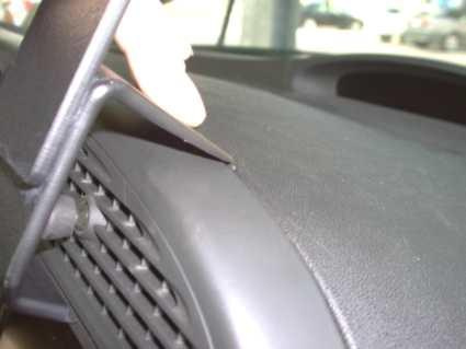 Saab 9-3 03-06, Vinklad Hög