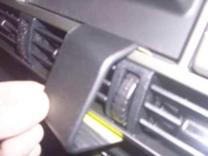 Nissan X-Trail 02-03, Centrerad