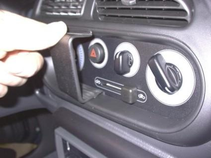 ProClip Monteringsbygel Daihatsu Cuore 01-03/Max 02-07, Centrerad