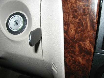 Kia Sorento 02-07, Centrerad, Brun Träpanel