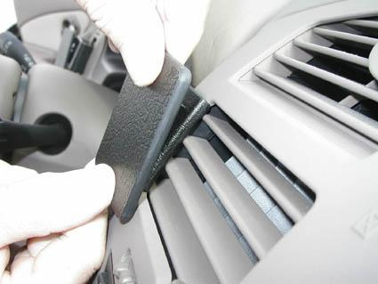 Chevrolet Malibu 04-07, Centrerad