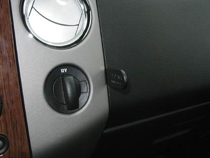 Ford F-150 04-08, Vinklad