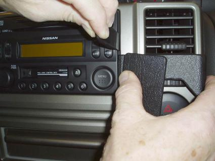 Nissan X-Trail 04-07, Vinklad