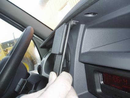 Renault Master 04-10, Centrerad