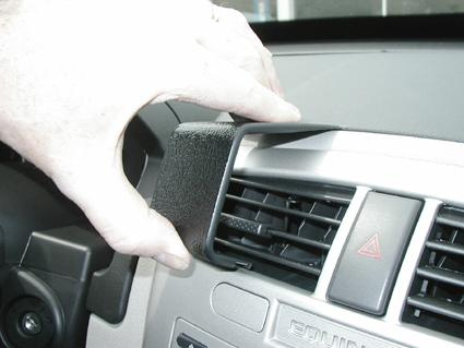 Chevrolet Equinox 05-09, Centrerad