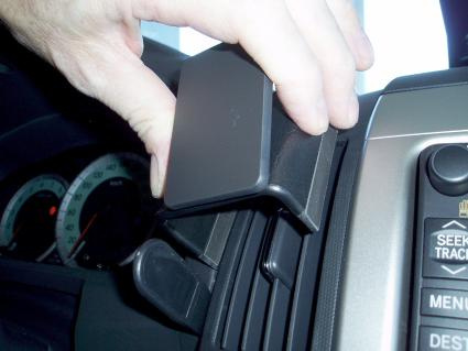 Toyota Corolla Verso 04-09, Centrerad